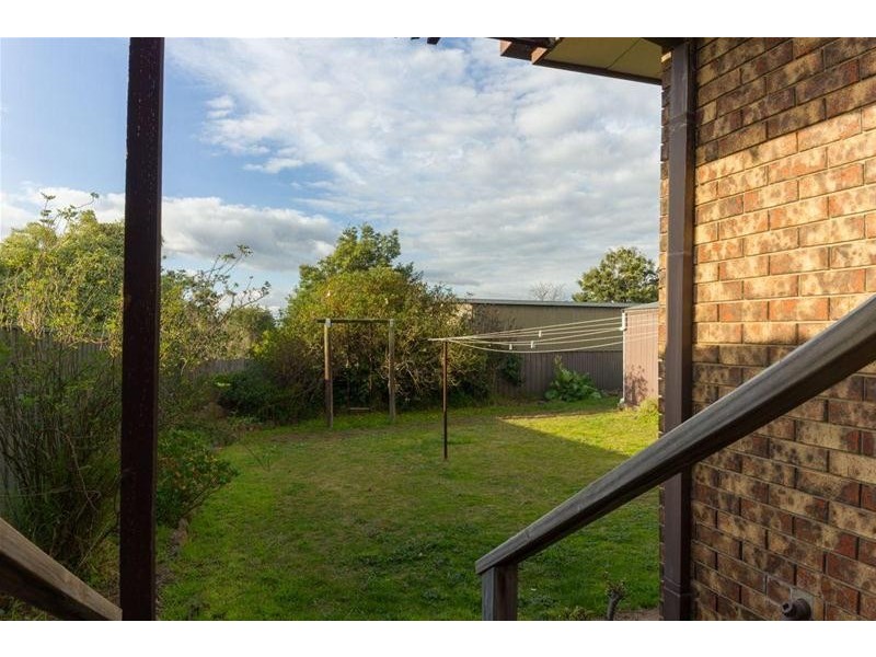 14 ELLERKER Avenue, Ararat VIC 3377