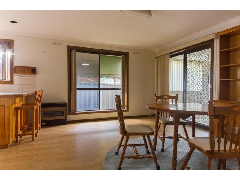 14 ELLERKER Avenue, Ararat VIC 3377