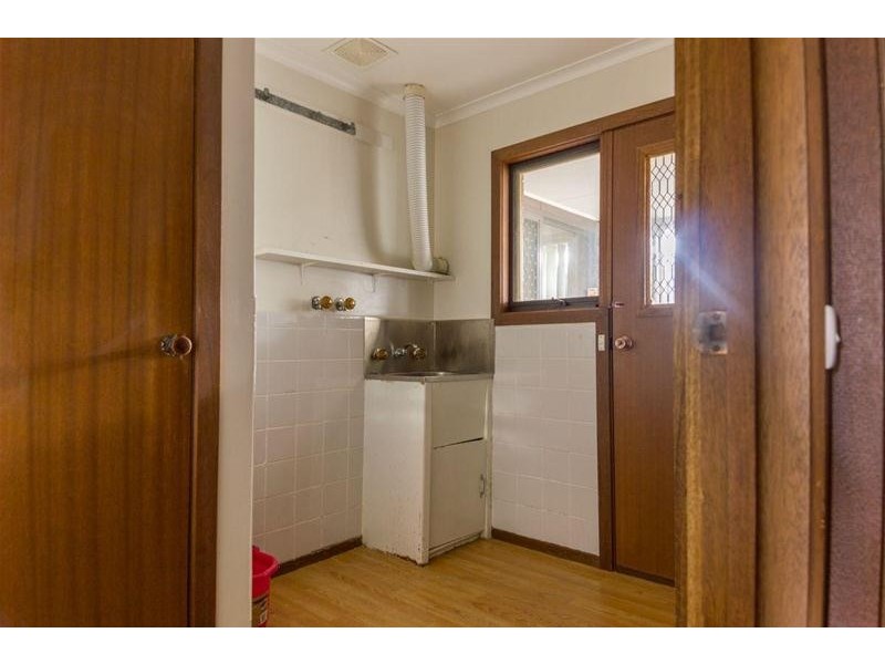 14 ELLERKER Avenue, Ararat VIC 3377