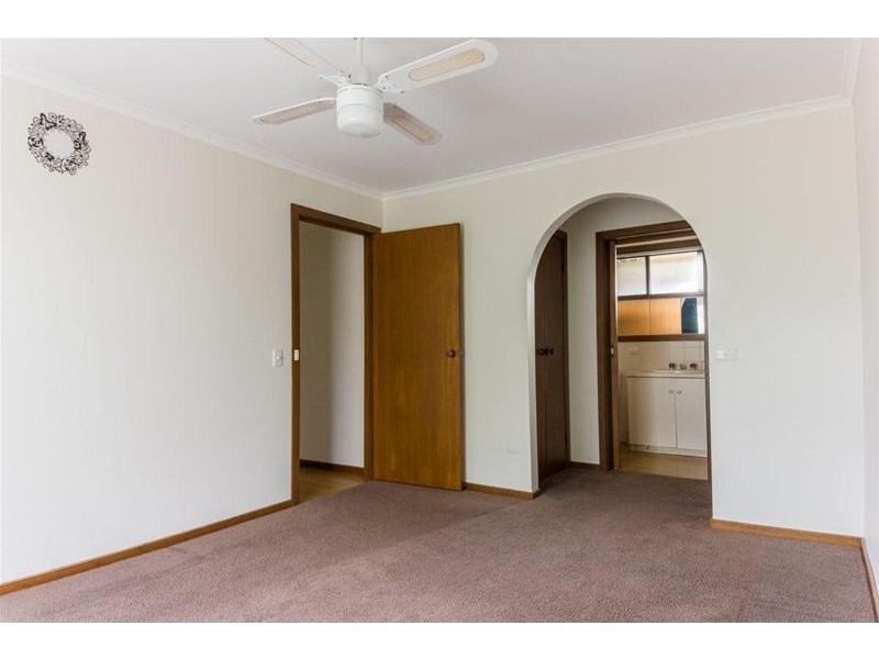 14 ELLERKER Avenue, Ararat VIC 3377