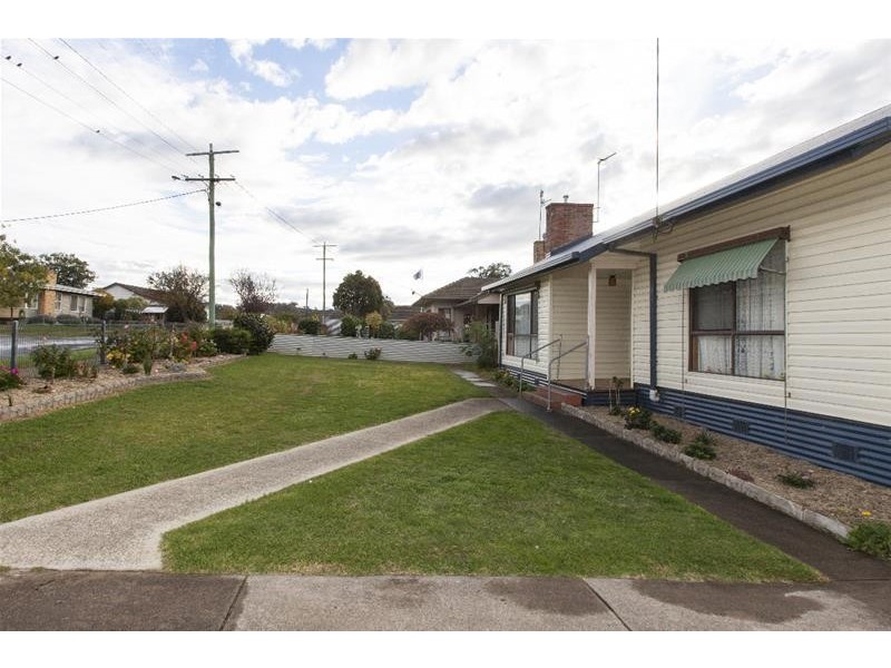 3 Laidlaw Street, Ararat VIC 3377