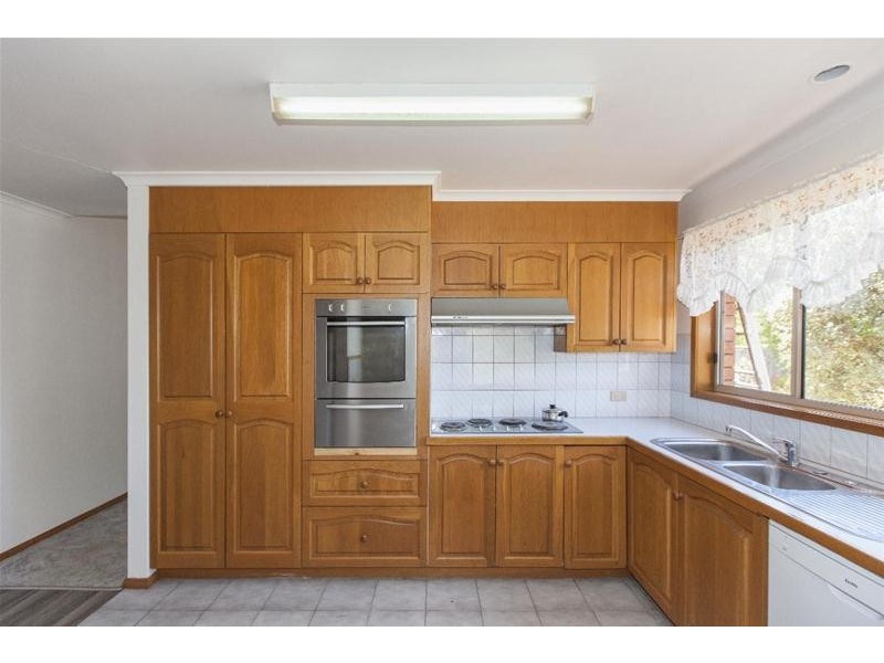 9 Golflinks Road, Ararat VIC 3377