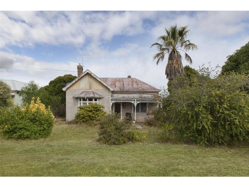 24 Dawson Street, Ararat VIC 3377