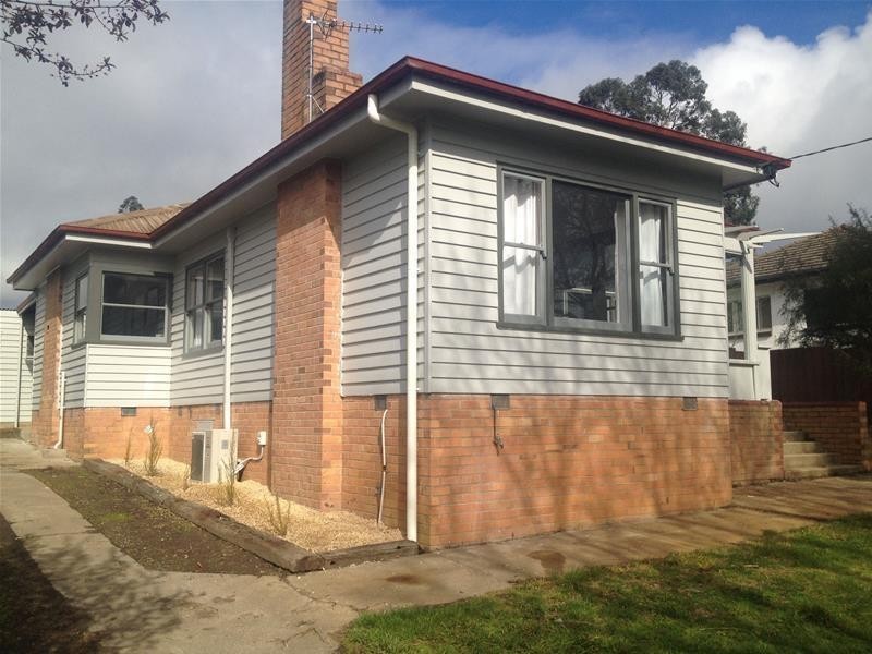 42 HIGH Street, Beaufort VIC 3373