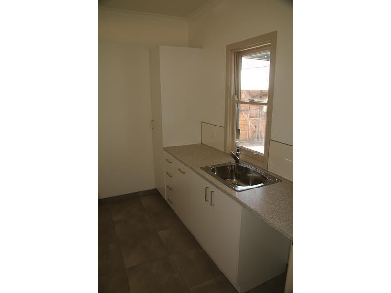 42 HIGH Street, Beaufort VIC 3373