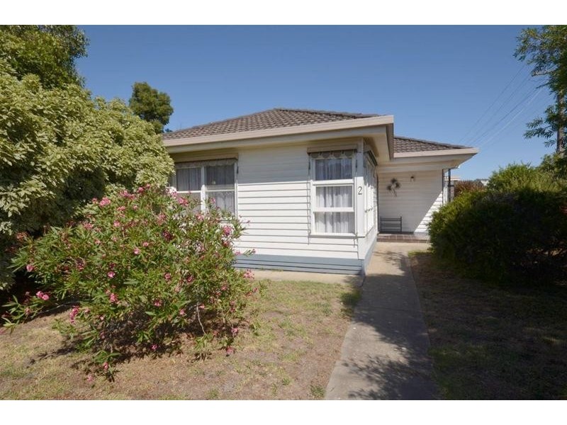 2 Queen Street South, Ararat VIC 3377