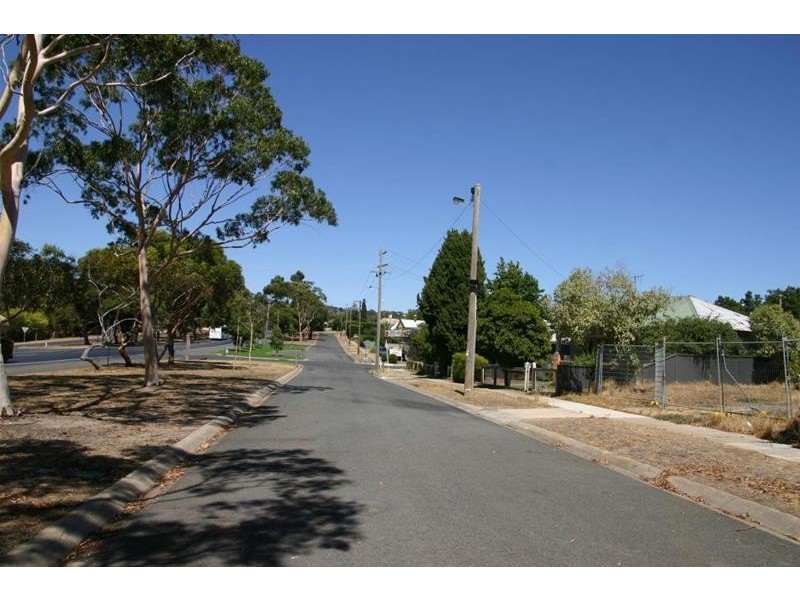 6 Port Fairy Road, Ararat VIC 3377