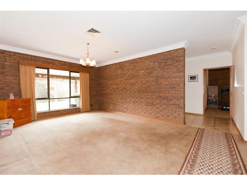 13 GOLFLINKS Road, Ararat VIC 3377