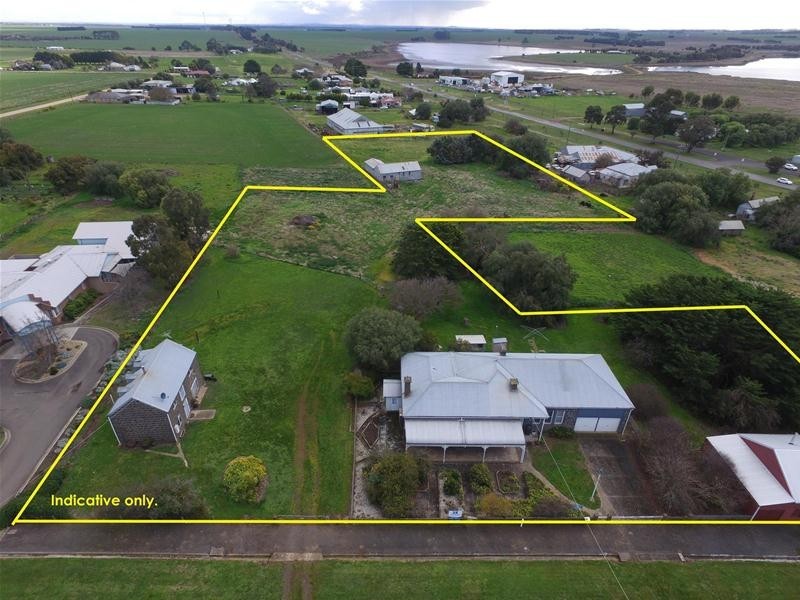 161-161a Montgomery Street, Lake Bolac VIC 3351