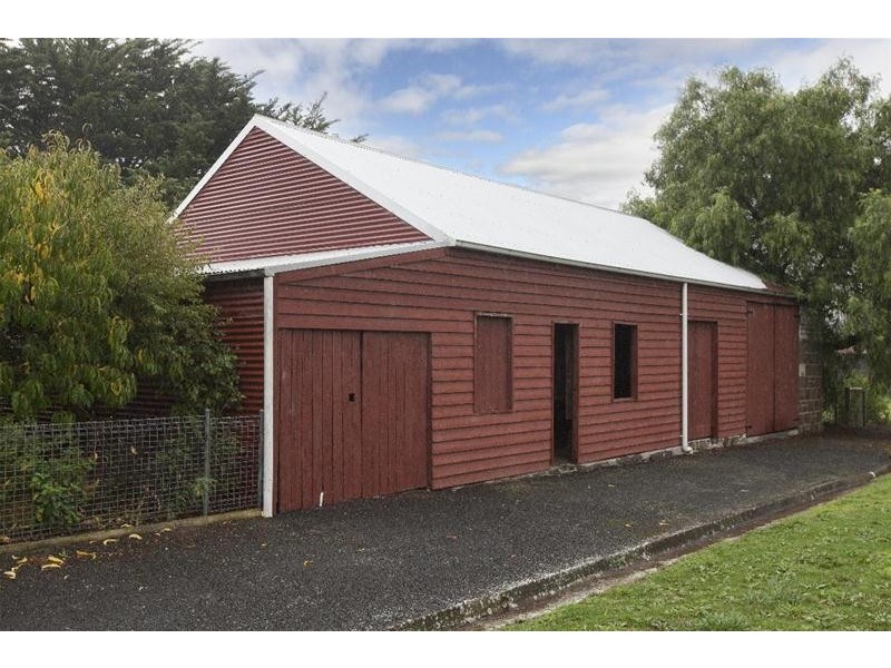 161-161a Montgomery Street, Lake Bolac VIC 3351