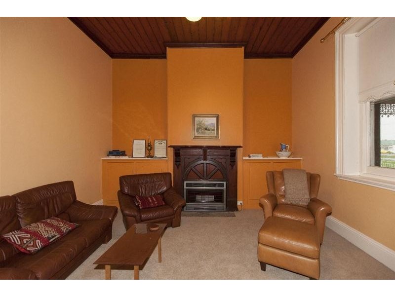 161-161a Montgomery Street, Lake Bolac VIC 3351