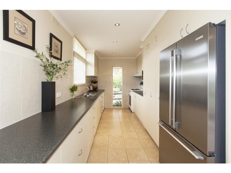 12 Wilding Court, Ararat VIC 3377