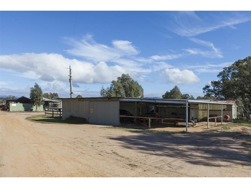 31 Yuruga Road, Great Western VIC 3374
