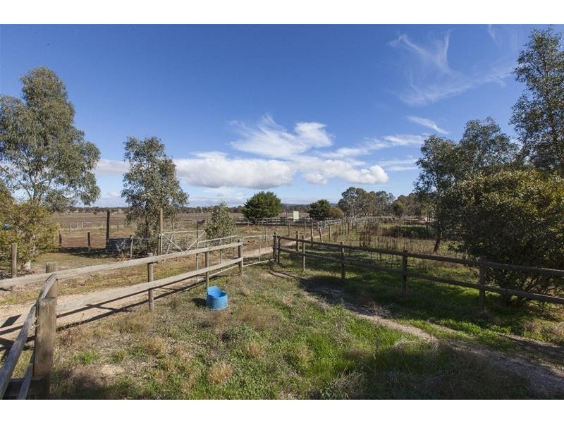 31 Yuruga Road, Great Western VIC 3374