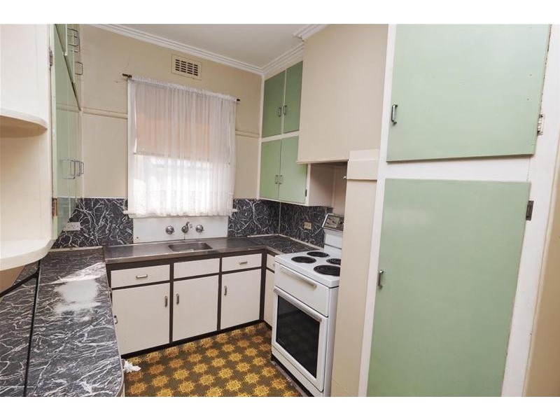 2074 Glenelg Highway, Lake Bolac VIC 3351