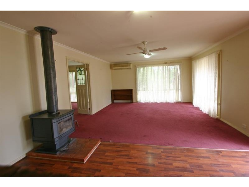 14 Henry Street, Glenthompson VIC 3293