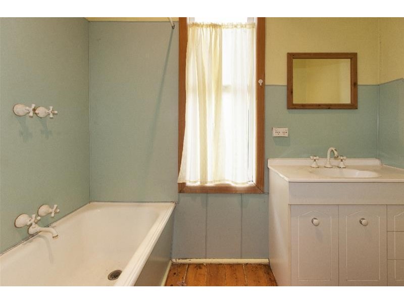 1 Blackie Avenue, Ararat VIC 3377