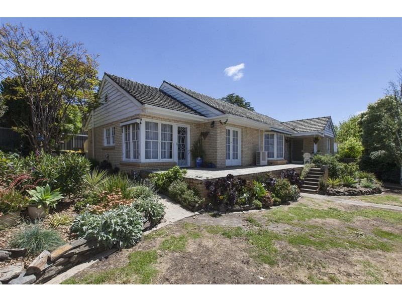 58 Barkly Street West Street, Ararat VIC 3377