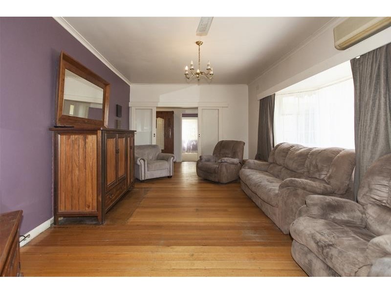 58 Barkly Street West Street, Ararat VIC 3377