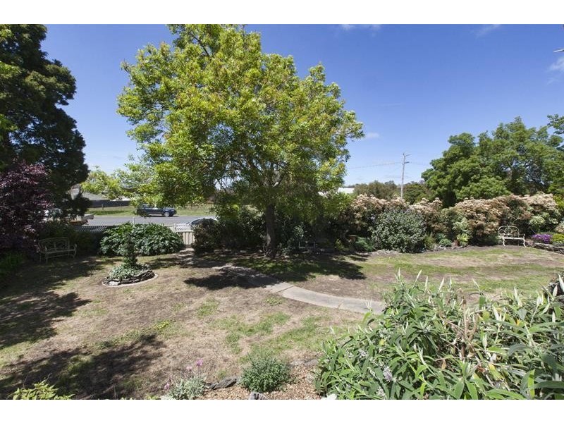 58 Barkly Street West Street, Ararat VIC 3377