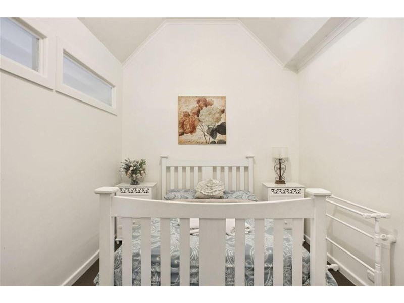 98 Main Street, Great Western VIC 3374