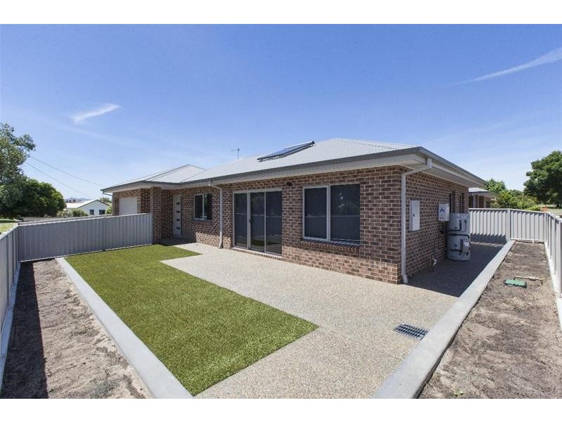 12 RUNDELL Street, Ararat VIC 3377