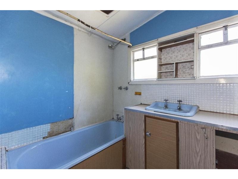 11 Commercial Street, Willaura VIC 3379