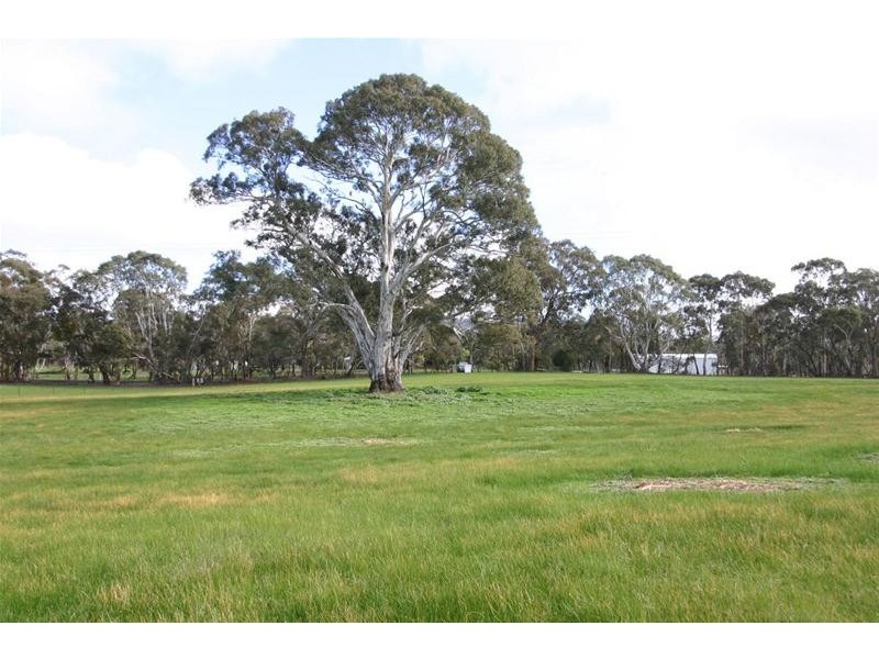 8 Saw Pit Flat Road, Ararat VIC 3377