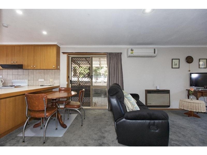 2 Banksia Street, Ararat VIC 3377