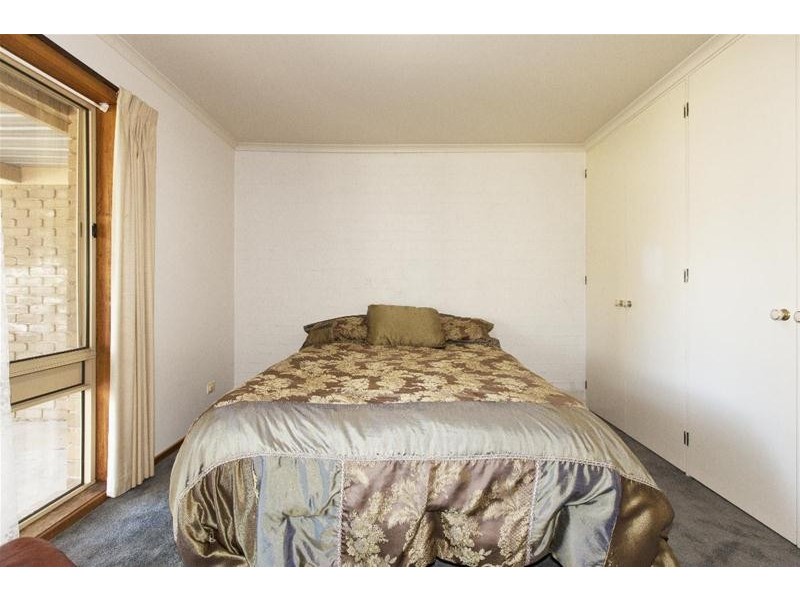 2 Banksia Street, Ararat VIC 3377