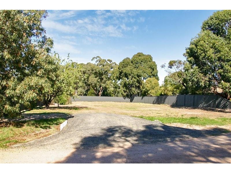 11 Leatherwood Drive, Ararat VIC 3377