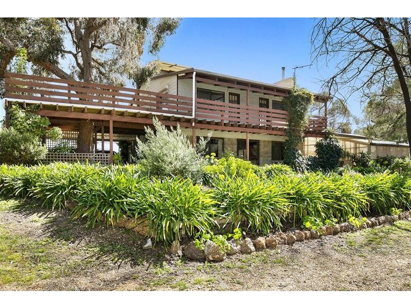 108 Eaglehawk Road, Armstrong VIC 3377