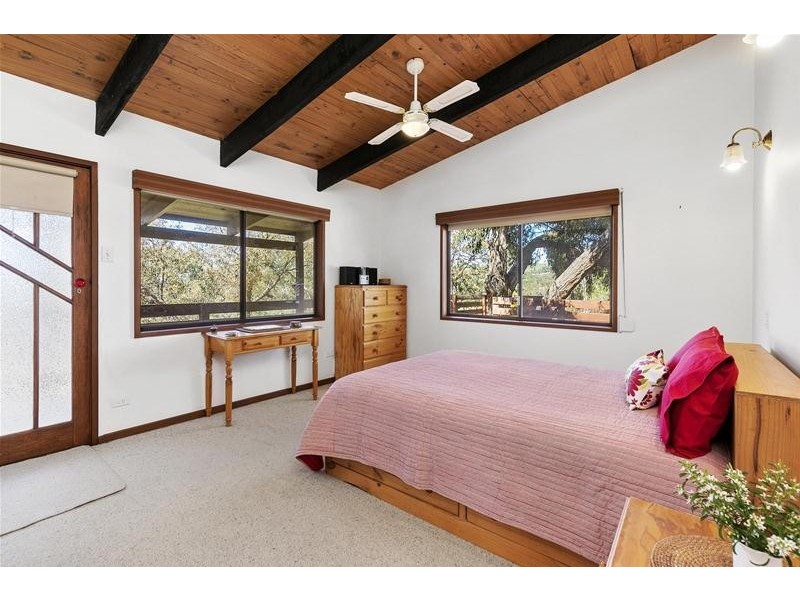 108 Eaglehawk Road, Armstrong VIC 3377