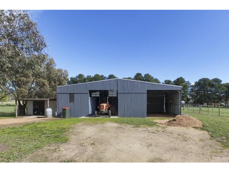 17 Moyston- Great Western Road, Moyston VIC 3377
