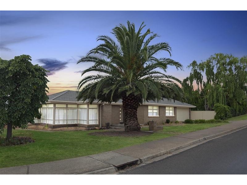 4 Lowe Street, Ararat VIC 3377