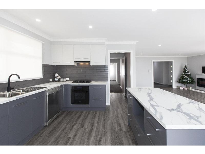 4 Lowe Street, Ararat VIC 3377