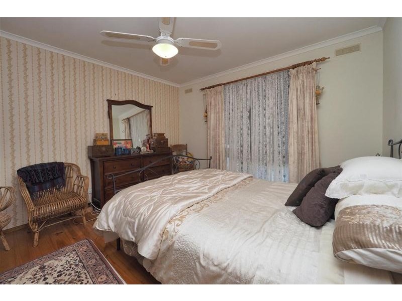 35 McLellan Street, Ararat VIC 3377