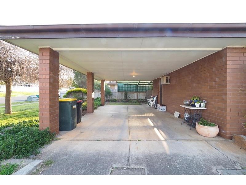 35 McLellan Street, Ararat VIC 3377