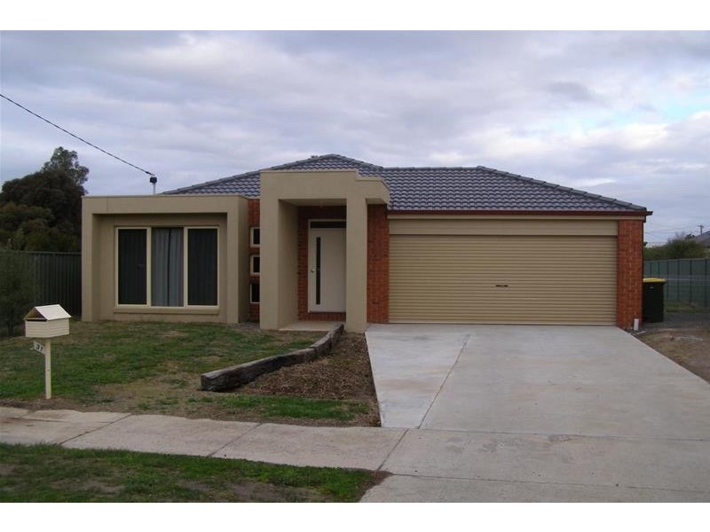 31 BEST Street, Ararat VIC 3377