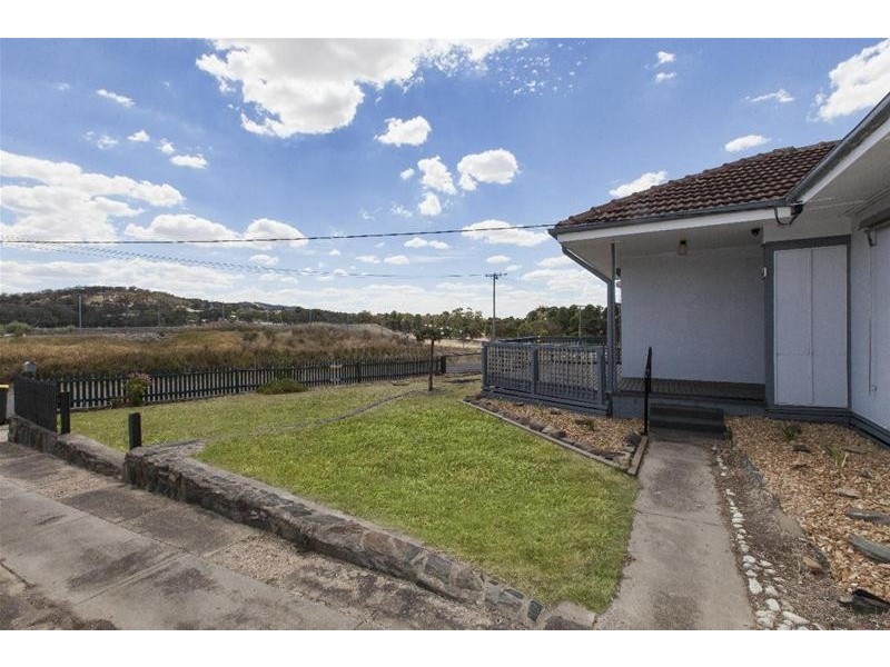 63 TOBIN Street, Ararat VIC 3377