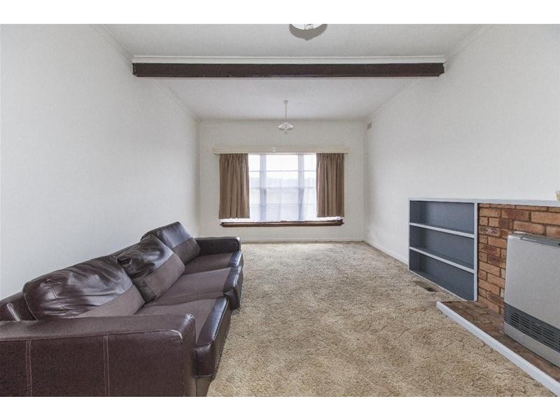 63 TOBIN Street, Ararat VIC 3377