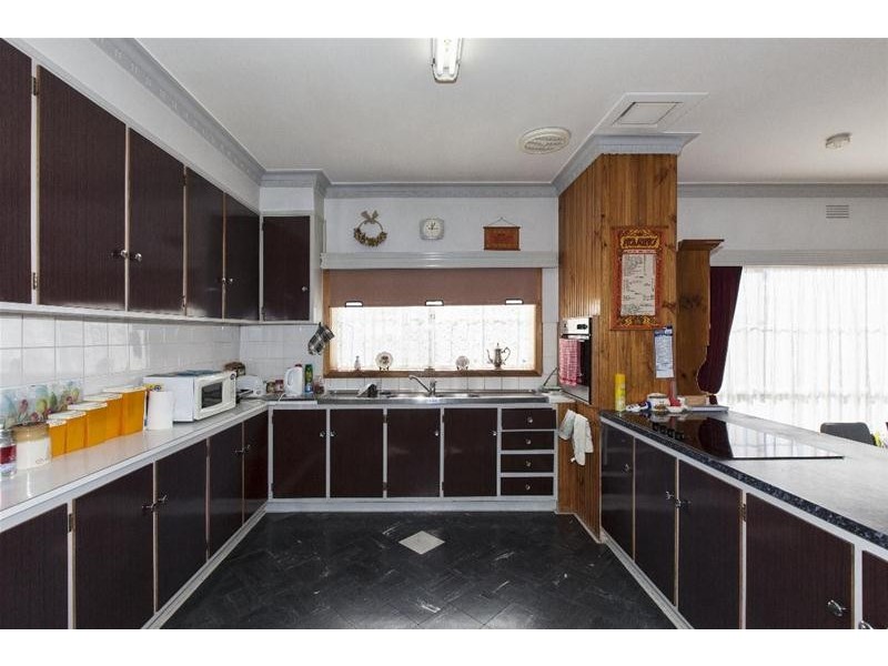 19 Elizabeth Street, Ararat VIC 3377