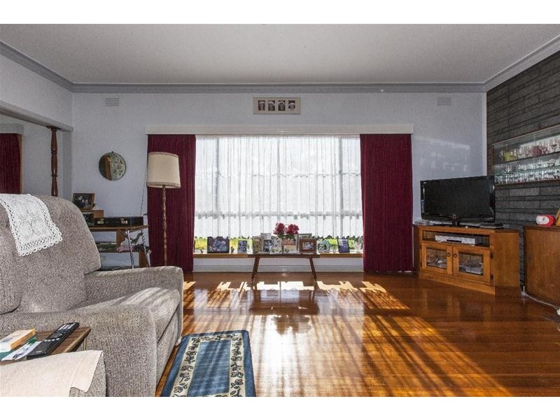 19 Elizabeth Street, Ararat VIC 3377