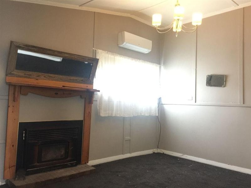 19 HIGH Street, Beaufort VIC 3373