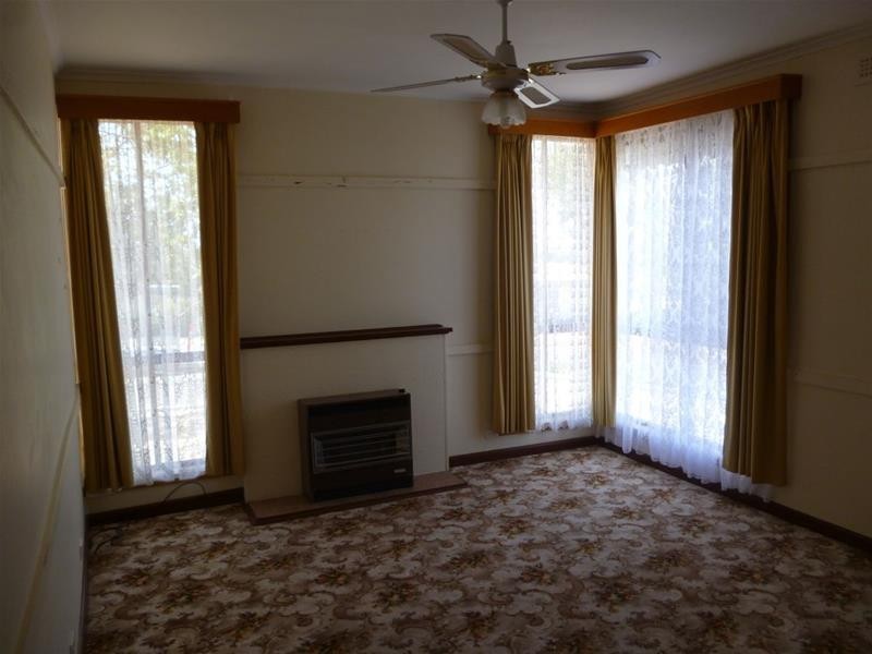 6 MONTGOMERY Street, Ararat VIC 3377