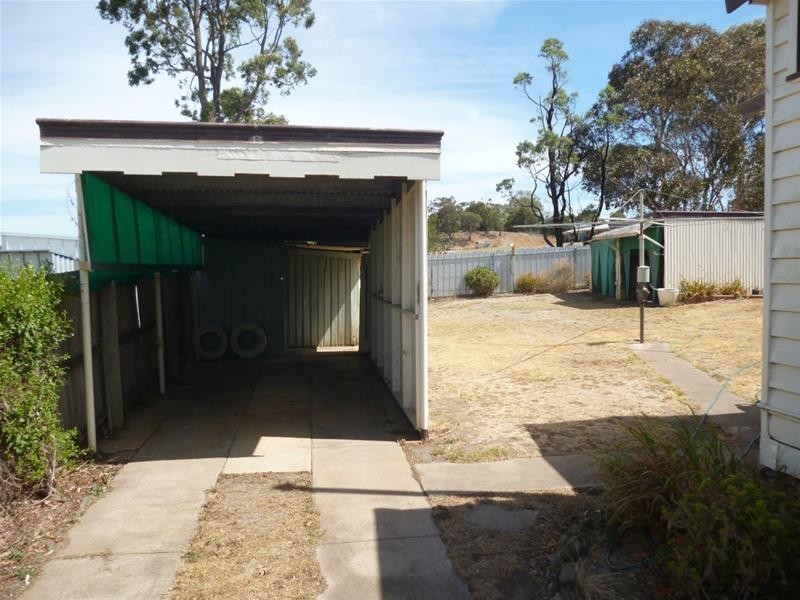 6 MONTGOMERY Street, Ararat VIC 3377