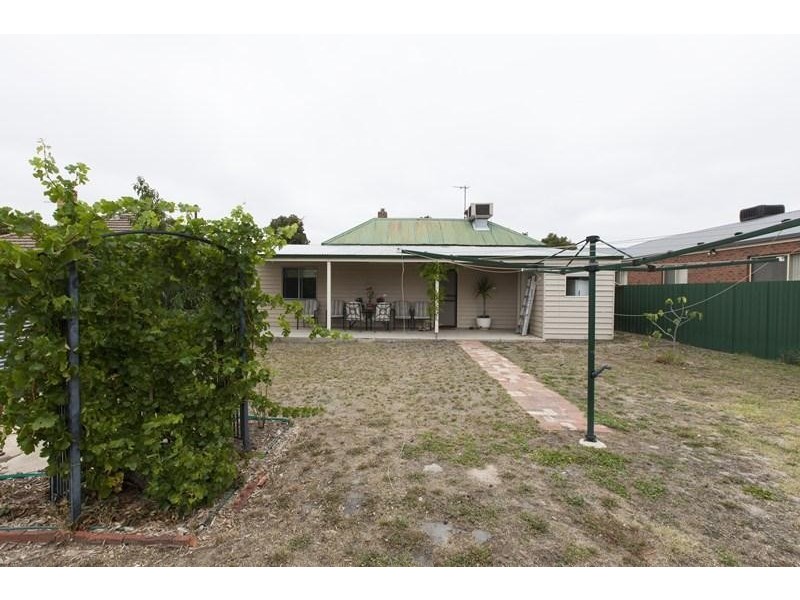 97 MOORE Street, Ararat VIC 3377