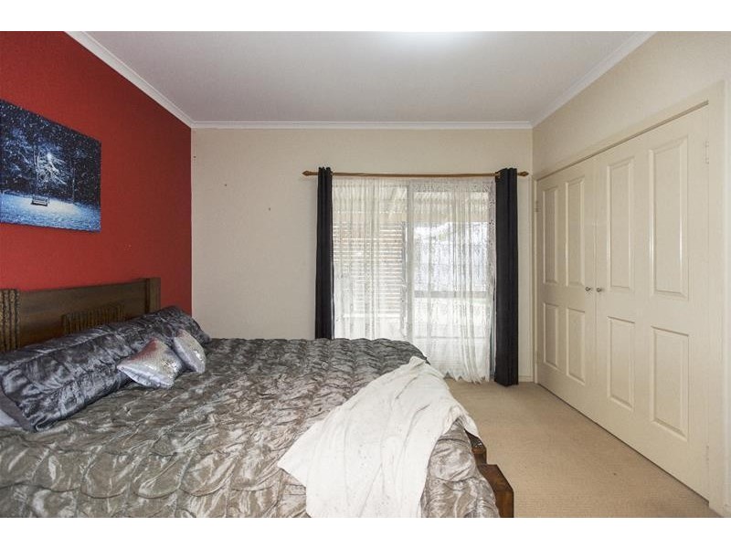 17 George Road, Ararat VIC 3377