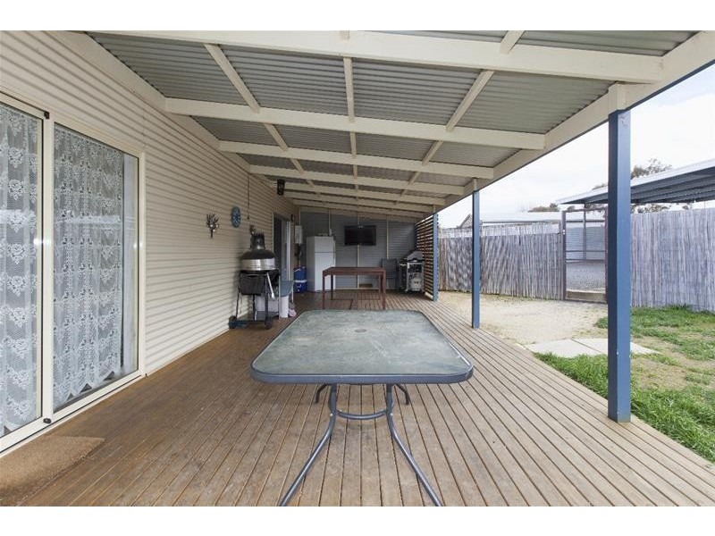 17 George Road, Ararat VIC 3377