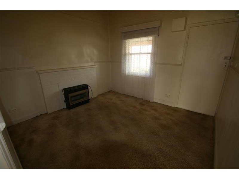 69 GIRDLESTONE Street, Ararat VIC 3377